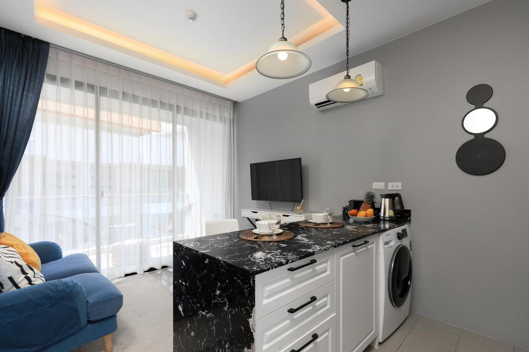 The Sea View Room In Palmyrah Surin By Holy Cow Exterior photo