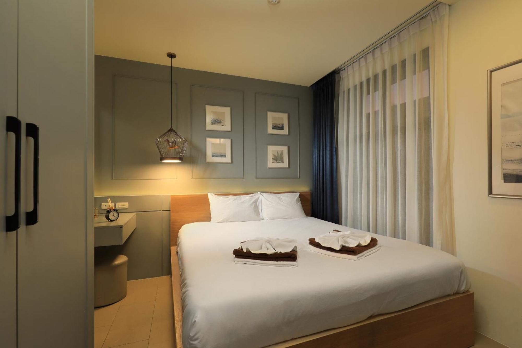 The Sea View Room In Palmyrah Surin By Holy Cow Exterior photo