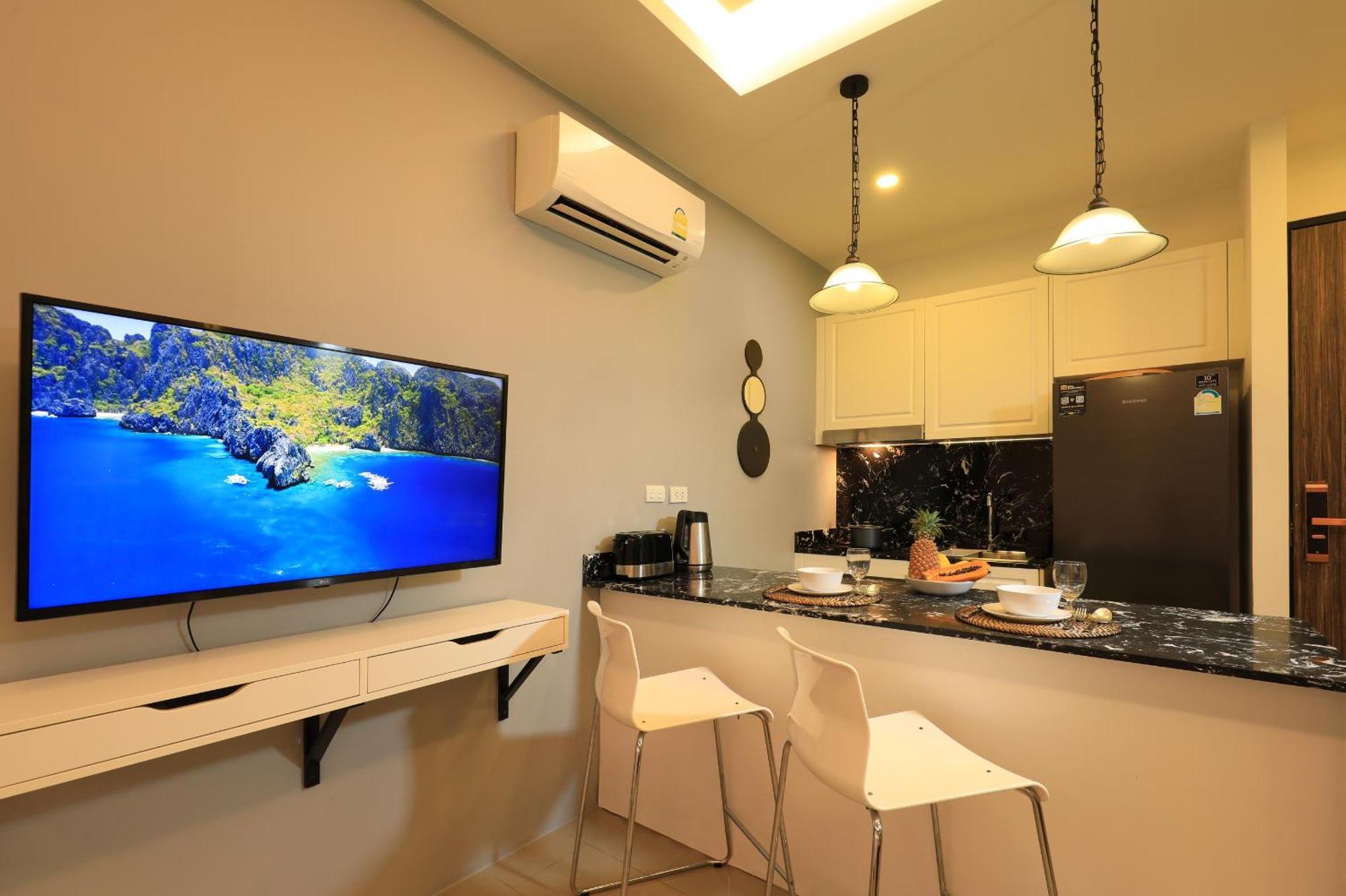 The Sea View Room In Palmyrah Surin By Holy Cow Exterior photo
